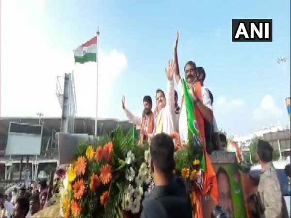 BJP president JP Nadda welcomed by party leaders CT Ravi and L Murgan in Chennai. (Photo/ANI)