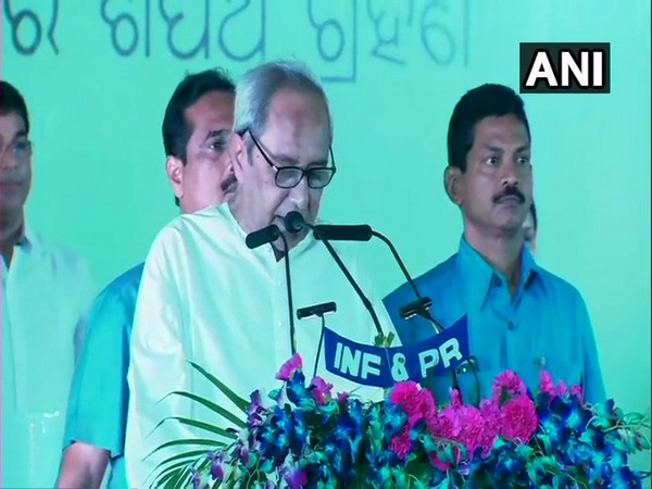Naveen Patnaik taking oath for the CM post on Wednesday in Bhubaneshwar. Photo/ANI