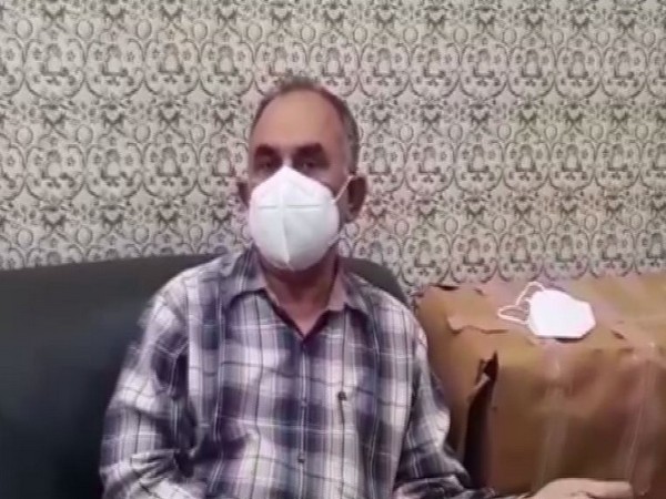 PMCH superintendent Dr IS Thakur speaking to ANI. (Photo/ANI)