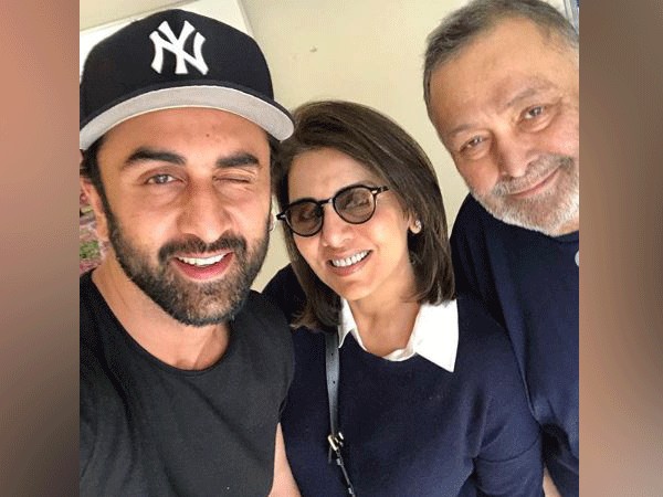 Ranbir, Neetu and Rishi Kapoor (Image courtesy: Instagram)