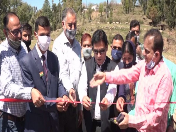 Ultra high density apple plantation launched in Udhampur's upper Meer area