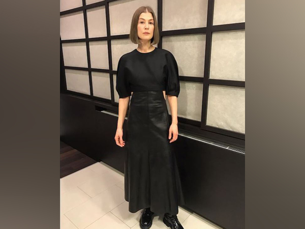 Rosamund Pike (Image source: Instagram)