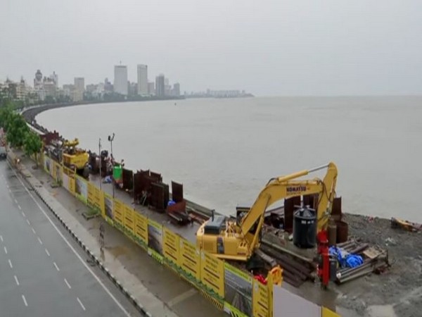 Preparedness has been heightened at Marine Drive in the wake of cyclone Nisarga. [Photo/ANI]
