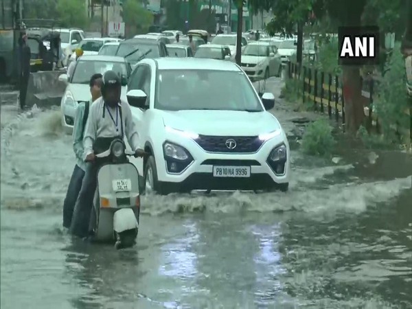 Rain lashes out in Ranchi and Ludhiana. Photo/(ANI)