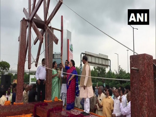 Union Minister Smriti Irani inaugurating the world's largest 'charkha' made of used plastic waste in Noida on Tuesday. Photo/ANI
