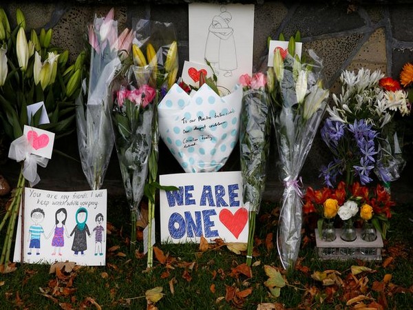 Tributes outside the Linwood mosque (Christchurch, New Zealand) on March 16 in remembrance of the terror attack victims