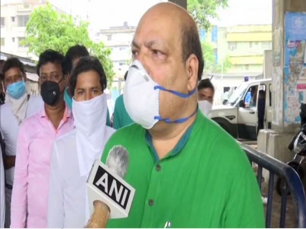 TMC party's spokesperson Omprakash Mishra speaking to ANI in Kolkata on Monday. (Photo/ANI)