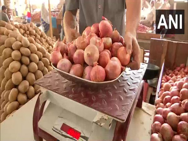High onion prices have affected the household budget of many families amid the pandemic. (Photo/ANI)