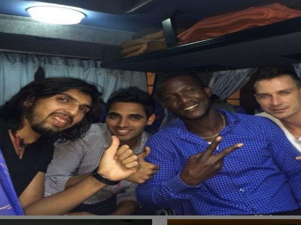 Ishant Sharma with Bhuvneshwar Kumar, Darren Sammy and Dale Steyn (Photo/ Ishant Sharma Instagram)