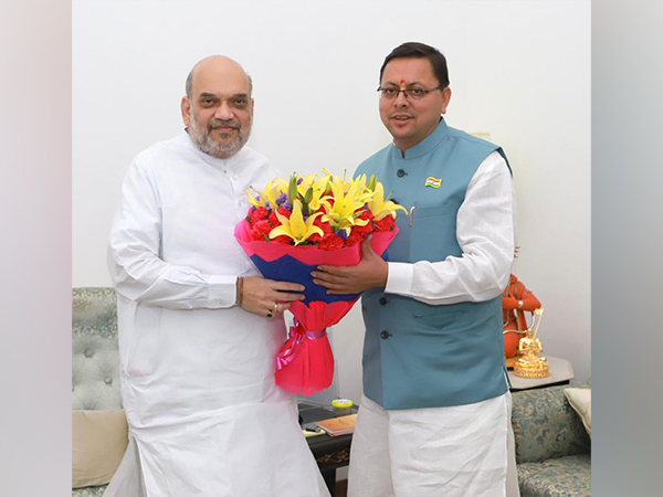 Uttarakhand Chief Minister Pushkar Singh Dhami paid a courtesy visit to Union Home Minister Amit Shah (Photo/Twitter)