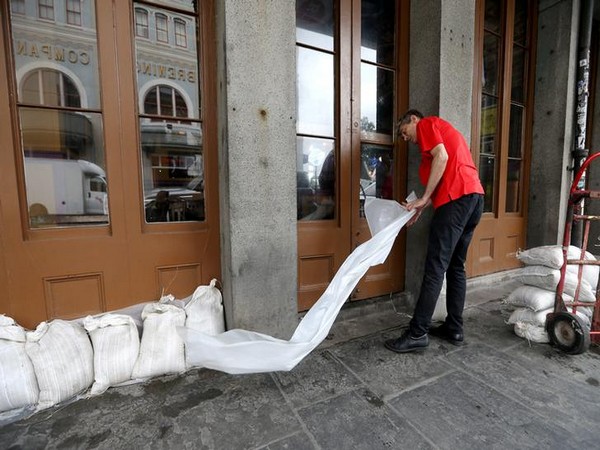 Residents prepare for tropical storm Barry in New Orleans (Photo/Reuters)