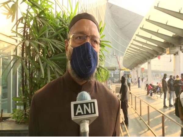 Asaduddin Owaisi speaking to ANI in Kolkata on Sunday.