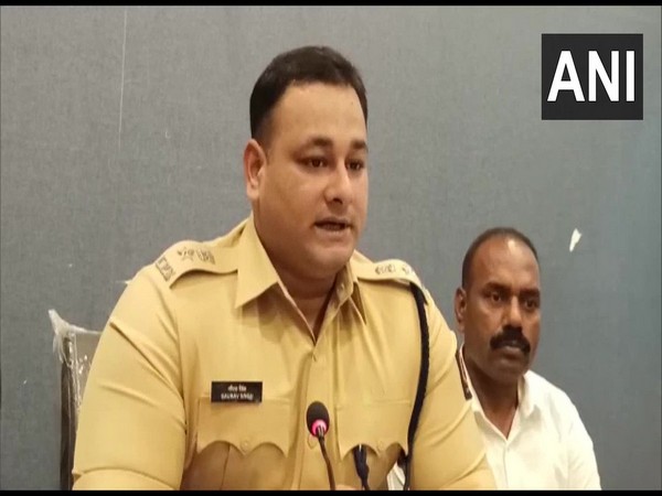 Gaurav Singh, SP Palghar