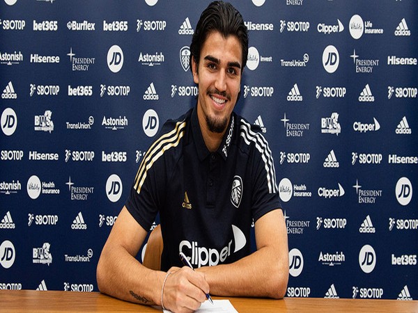 Pascal Struijk (Photo/ Leeds United Website) 