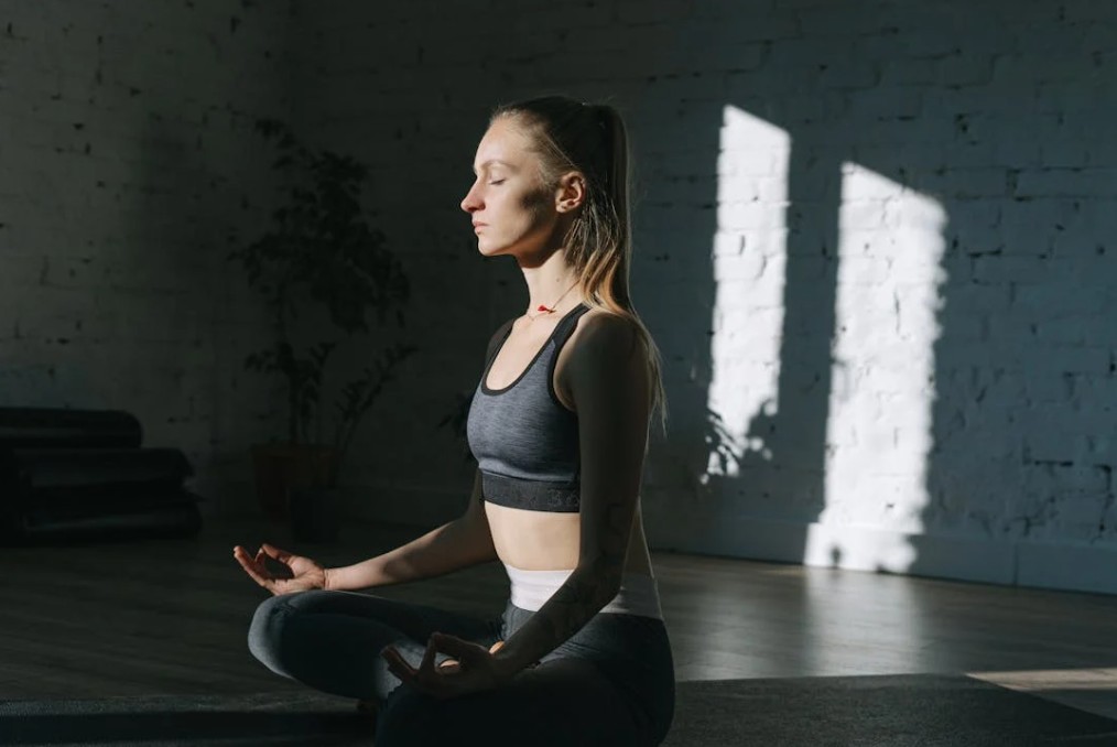 5 Simple ways to reduce stress naturally in daily life