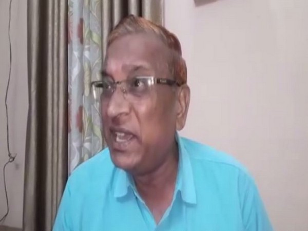 Dr. Pratap Singh, CMO, Lalitpur speaks to ANI on Tuesday [Photo/ANI]