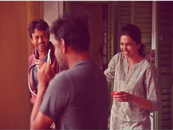 A behind the scene picture of 'Piku' (Image Source: Instagram)