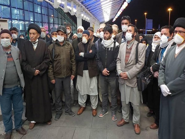 First batch of 58 Indian pilgrims from Iran (Picture Credits: S Jaishankar/Twitter)