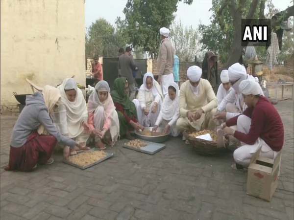 Sweets and snacks being packed for farmers agitating at Delhi's borders (Photo ANI)