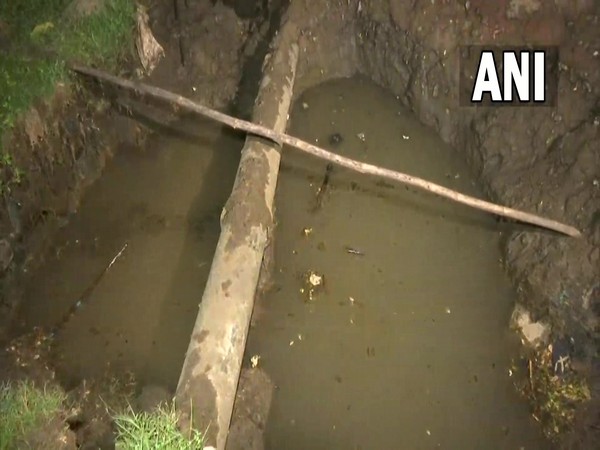 Visual of the pit at Mumbai's Antop Hill area (Photo/ANI) 