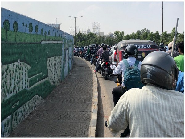 Roads in Delhi (Image source: Twitter)