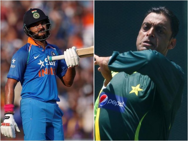 Yuvraj Singh (L) and Shoaib Akhtar (R)
