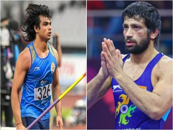 Neeraj Chopra (L) and Ravi Dahiya (R)