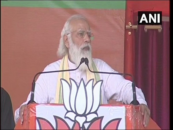 Prime Minister Narendra Modi at a rally in Bhagalpur, Bihar.