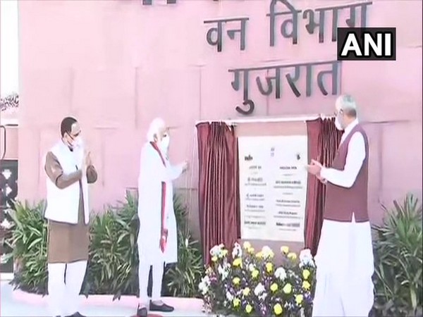 Prime Minister Narendra Modi inaugurating 'Arogya Van' in Kevadia, Gujarat on Friday. [Photo/ANI]