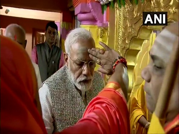 PM Modi offered prayers at Jangamwadi Math Varanasi on Sunday