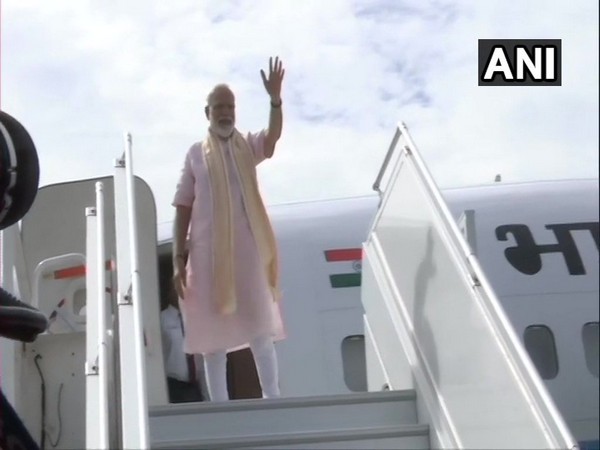 PM Modi leaves for Colombo from Male on Sunday morning