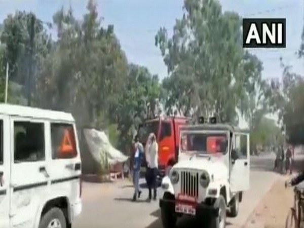 Police sirens being used to scare away locusts in Panna yesterday. [Photo/ANI]