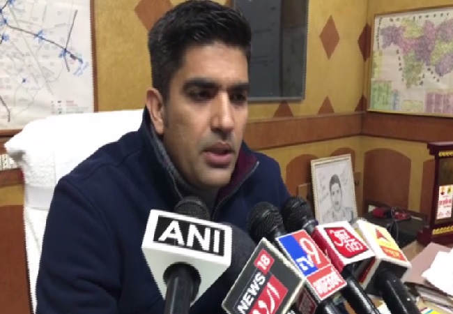 SSP Aligarh, Akash Kuljhari, speaking to media in Uttar Pradesh. 