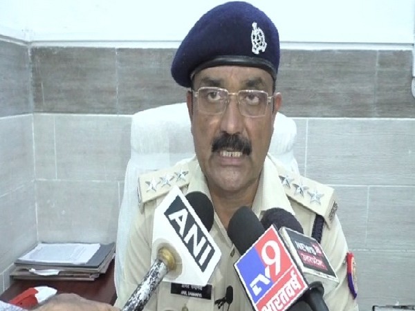 CO Civil Lines Anil Samania speaking to media in Uttar Pradesh