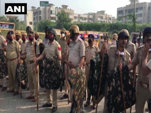 Haryana Police deployed in Ambala on Sunday ahead of farmer's protest. (Photo/ANI)