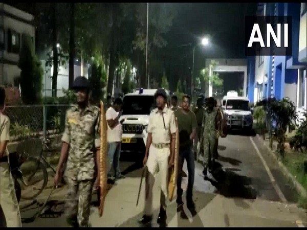 Visual of police force deployed outside Jhargram hospital