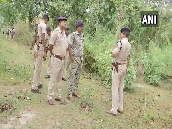 Investigating team at the spot from where skeletons were found abandoned outside hospital in Muzaffarpur, on Saturday.