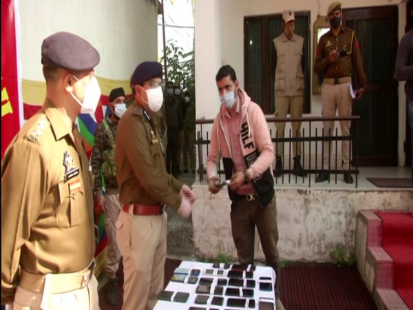 J-K police recovers 50 lost cell phones and handed over to their rightful owners. (Photo/ ANI)