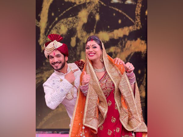 Arjun Bijlani and his wife Neha (Image source: Instagram)