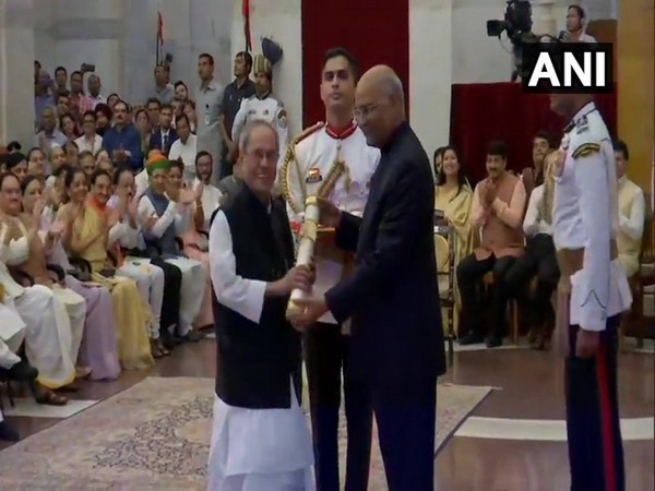 Pranab Mukherjee conferred Bharat Ratna by President Ram Nath Kovind at Rashtrapati Bhavan on Thursday