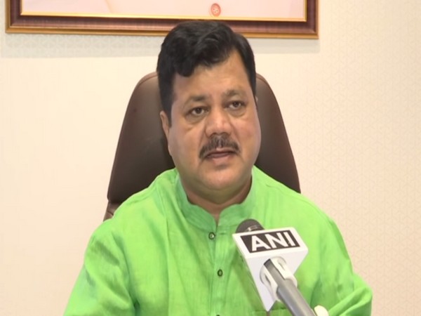 Leader of Opposition in Maharashtra Legislative Council Pravin Darekar  (Photo/ ANI)