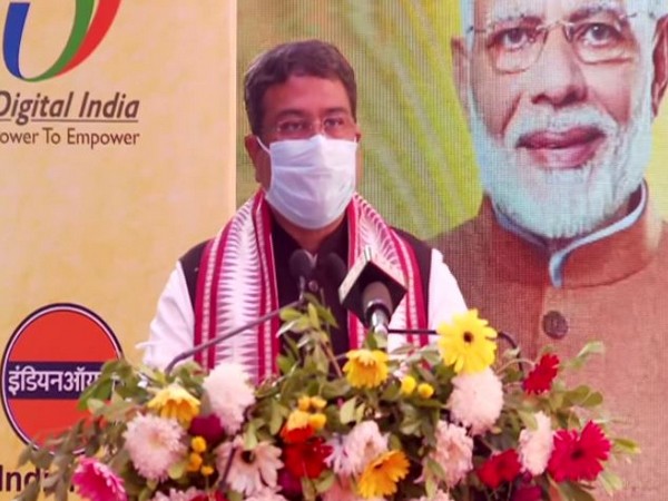 Union Minister Dharmendra Pradhan on Friday launched Launch of Indian Oil Corp Ltd's missed-call facility for refill booking and several other consumer-centric initiatives. (Photo/ANI)