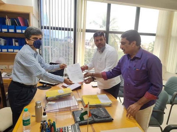 Mayor Gautam Kumar has submitted the proposal to Bangalore Metro Rail Corporation Limited officials on renaming of metro station. (Photo: ANI)