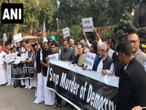 Congress Interim President Sonia Gandhi led the party's protest on the Maharashtra issue in Parliament premises on Monday. Photo/ANI