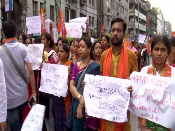BJP workers protesting in Kolkata on Friday. Photo/ANI