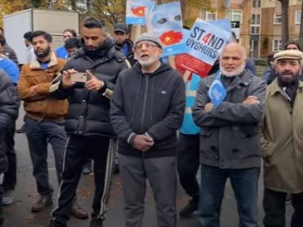 Protests outside Chinese embassy in UK over Beijing's treatment of Uyghur (Photo Credit: Middle East Eye)