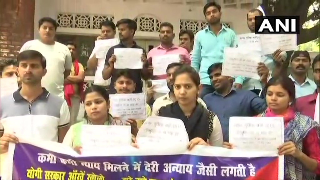 Candidates who had cleared UP Police recruitment exam in 2013, staged protest outside District Magistrate office in Lucknow on Friday.