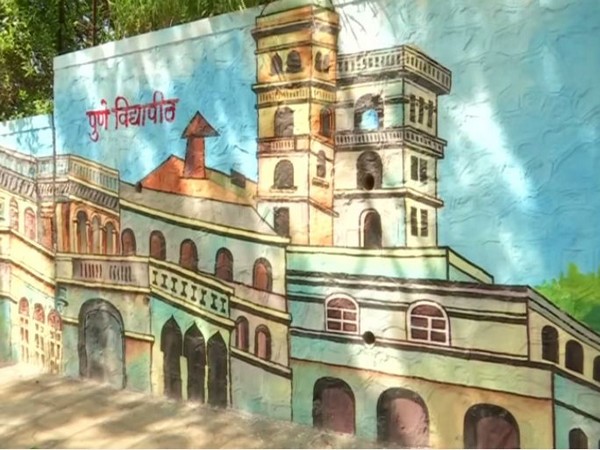 Pune Municipal Corporation has painted different walls with the city's famous landmarks. Photo/ANI