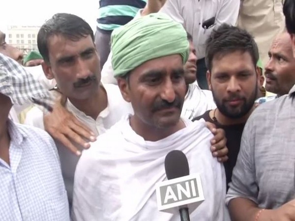 President of Bhartiya Kisan Sangathan, Puran Singh, speaking to media persons on Saturday in New Delhi. Photo/ANI