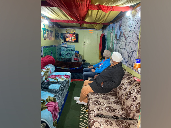 Harpreet Singh Mattu's makeshift home in a container truck (Photo/ANI)